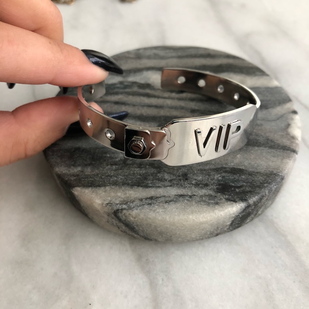VIP Celebrity Cuff